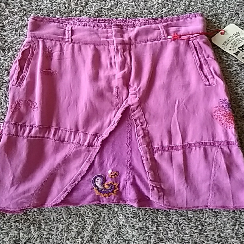 NEW Da-Nang Surplus Girls Pink Skirt Size Medium